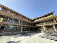 Yanzi Boutique Homestay