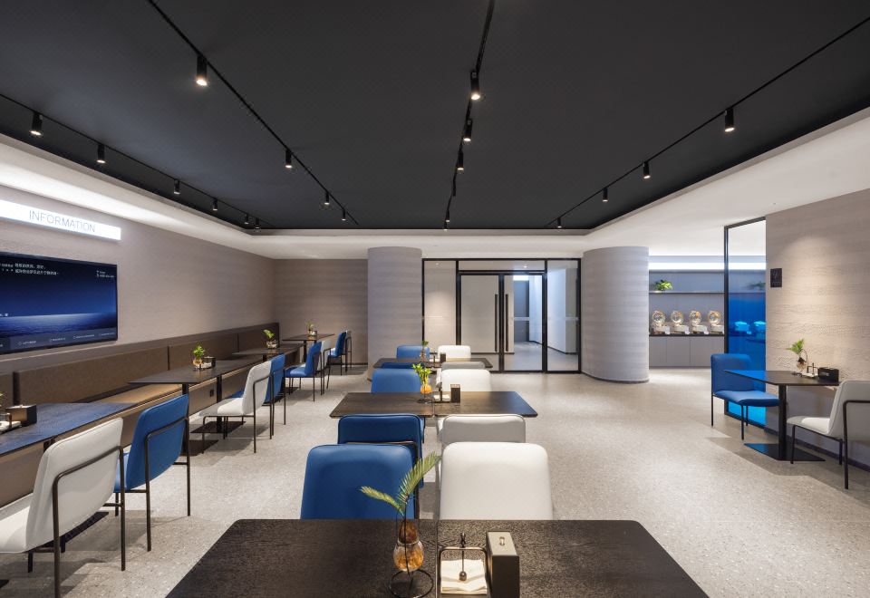 4. 아투어 라이트 ..