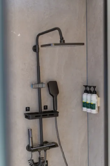 Dilunting International Hotel (Wansheng Yaocheng) Отели рядом с достопримечательностью «Nantong Mining Industry Company Workers Culture & Sport Center»