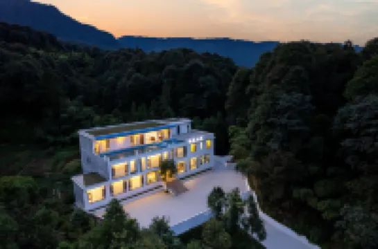 Bifeng Gorge Fusang · Muyie Homestay