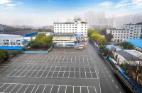 โรงแรมดาวูลี่ - พร้อมอาหารเช้า