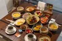 YMUS·ANANDA Hot Spring Healing Retreat - servizio colazione