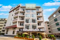 Evening Breeze Xu · Light Luxury Boutique Stay (Huangguoshu Waterfalls Scenic Area Ticketing Center) - Wi-Fi