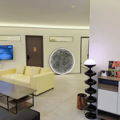Youmi All-Female Youth Apartment Các khách sạn gần Công viên Nam Sơn