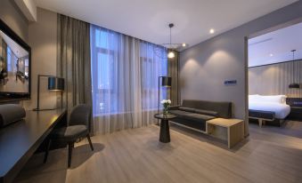 Orange Hotel (Fuyang Shanghai South Road RT-Mart)