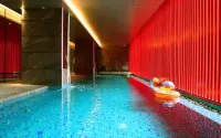Red Hotel Cubao, Quezon City - Pools