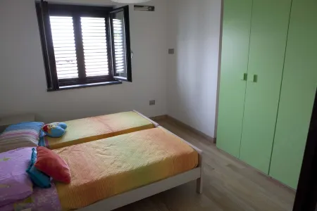 梅迪特拉內奧別墅