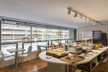 B&B Hotel Firenze City Center Отели рядом с достопримечательностью «Интерактивный музей Леонардо да Винчи»