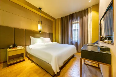 Baocheng Hotel Hotels in Convention Center