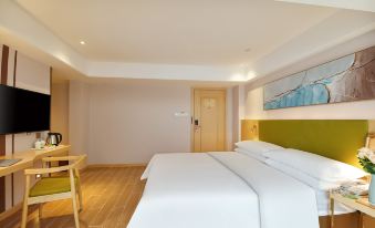 Vienna 3 Best Hotel (Nanjing Lukou Airport Tongshan Subway Station)