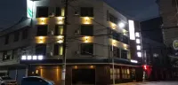 Phoeni x Hotel