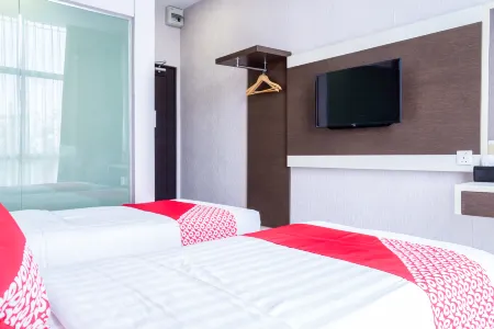 OYO 676 NASA Hotel