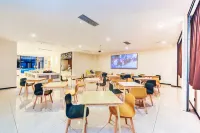 City Comfort Inn - servizio colazione