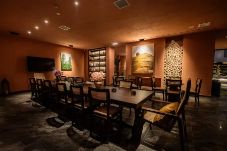 Last Village Отели рядом с достопримечательностью «Museum Cluster Jianchuan»