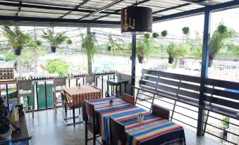 OYO 560 Chang Hostel Suvarnabhumi