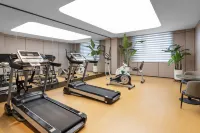 지펑 호텔 (쿠얼러 인민광장) 쿠얼러 호텔