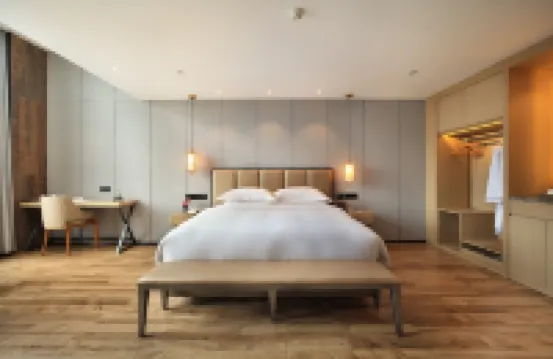 桂林象鼻山曼哈頓酒店（兩江四湖景區店） 鄰近西城路步行街（中山中路店）的酒店