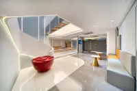 Tongbao Hotel(Zheda Jinzigang Sanba Metro Station Store)