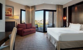 DoubleTree by Hilton La Torre Golf & Spa Resort