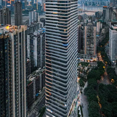 Cloud Screen International Hotel