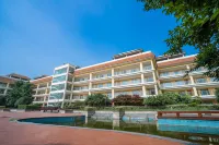 Fantawild Holiday Hotel Hotels in Fantasy Kingdom/Water Park/Jiuzi Ancient Town