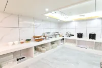 Haiyuntian Seaview Apartment (Donghaidao Shop)