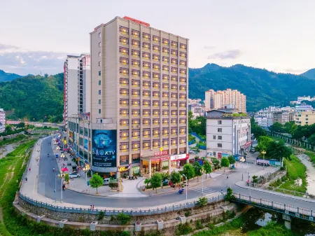 Ceheng Park Hotel