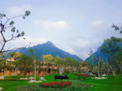 Jixi Jiangnan No.1 Village Muwu Inn