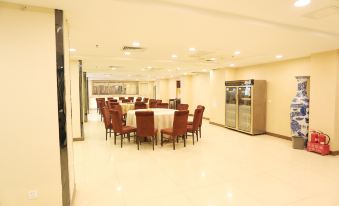 GreenTree Select Hotel (Taiyuan Liuxiang Zhonglou Street Kaihua Temple Subway Station)