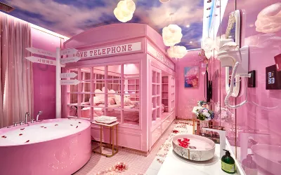 Myriad Love Hotel Отели рядом с достопримечательностью «Парк Дун Сюй»