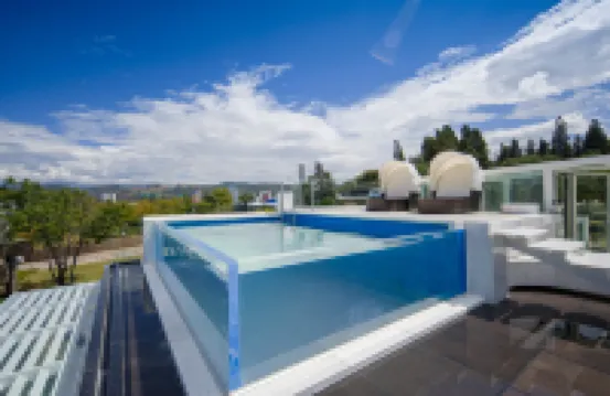 Green Sea Breathing Mid-Levels Hotel