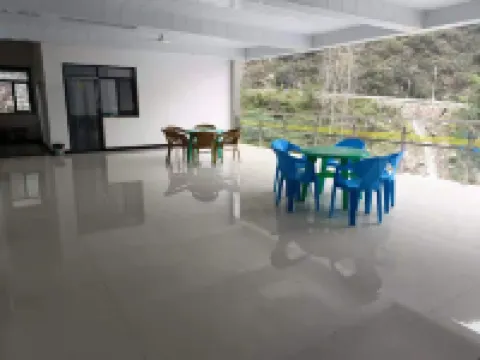 HT homestay