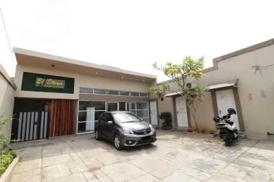 El Dhiya Syariah Hotels in Kelapa Dua