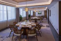 Jiulongkou HanTian Hot Spring Resort Hotel