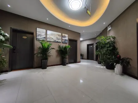 qianbulang hotel Отели рядом с достопримечательностью «Anhui Science & Technology University (Donghua Road)»