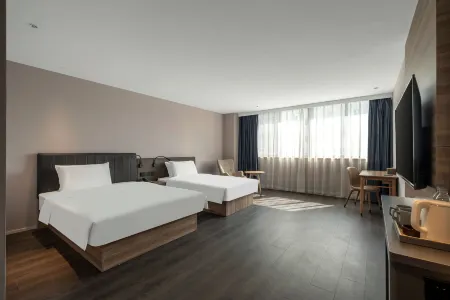 HanTing Hotel (Xiamen Airport Wuyuan Bay)
