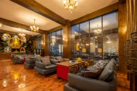 Far Mountain Dream Hotel