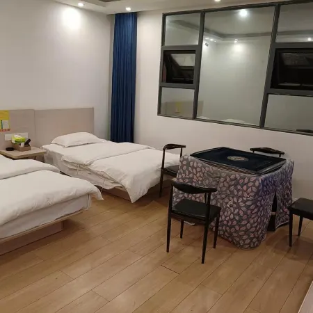 Yuping Yuqi Hotel Отели в г. Юйпин-Дунский автономный уезд