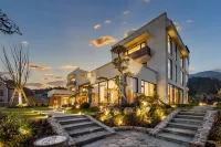 雲上草原·原築·溯溪度假民宿 山溝溝景區附近的飯店