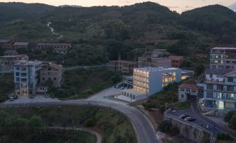 Tang Zhi BEGONIA Guesthouse