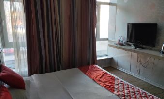 Yuhua Pavilion Leisure Hotel