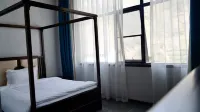 Yichang Xiaoshi Tea Expo Museum Hotel (Dengcun Tea Industry Technology Park) Отели рядом с достопримечательностью «Старший Лаос Трех Ущелий»