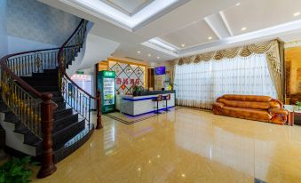 Puning Xiangcheng Hotel (Puning International Commodity City)