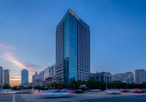 Qingteng Yisu Hotel (Beilun Yintai Chengzhonghe Road Subway Station Store)