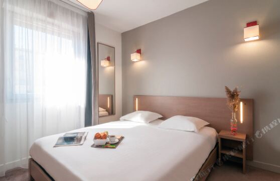 佩皮尼揚中央車站舒適城市出租公寓