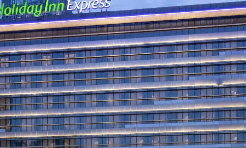 Holiday Inn Express Yibin, an IHG Hotel