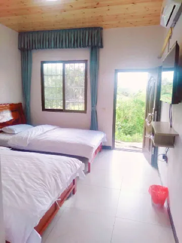 Chongqing Shishi Farmhouse