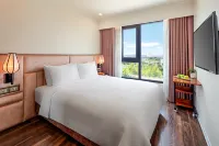 Ravatel Luxury Hotel Bac Giang Hotels in 