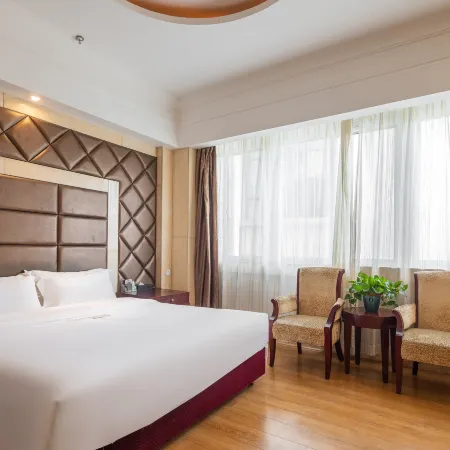 Qingmu Hotel (Chaohu Renmin Road store)