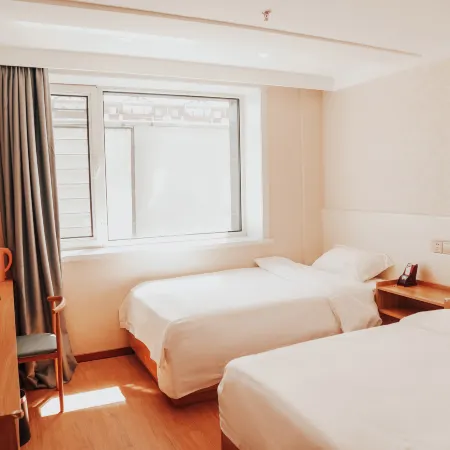 Luobei Munianzhixia Hotel